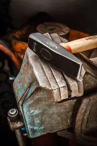 Ķirzaka āmurs NEO tools 25-014 — tērauda galva, garums 310 mm, svars 504 g