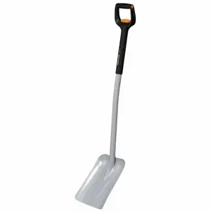 Teleskopiska lāpsta Fiskars Xact 121–140 cm, regulējama roktura garums
