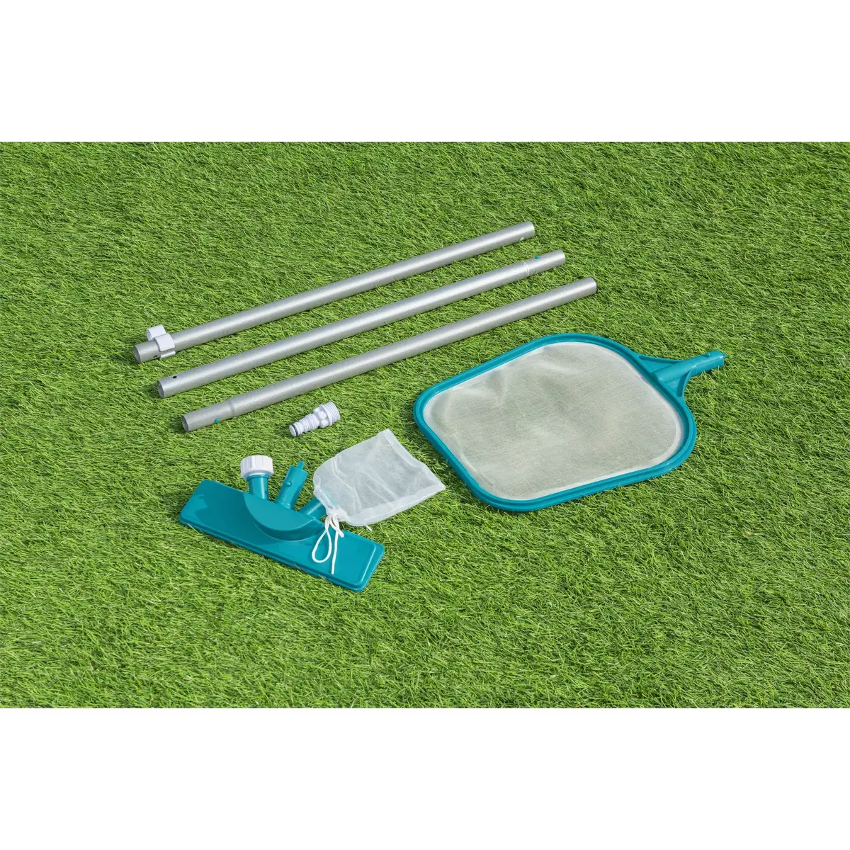 Bestway AquaClear pool vacuum and skimmer kit Photo 17