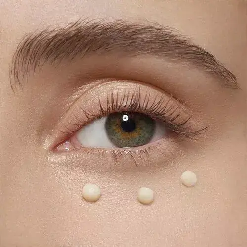 Крем для глаз Clarins Total Eye Smooth Photo 4