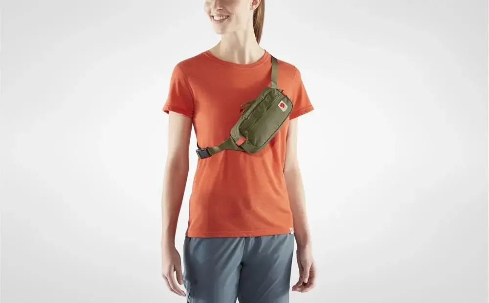 Поясная сумка Fjällräven High Coast Hip Pack - черная Photo 4