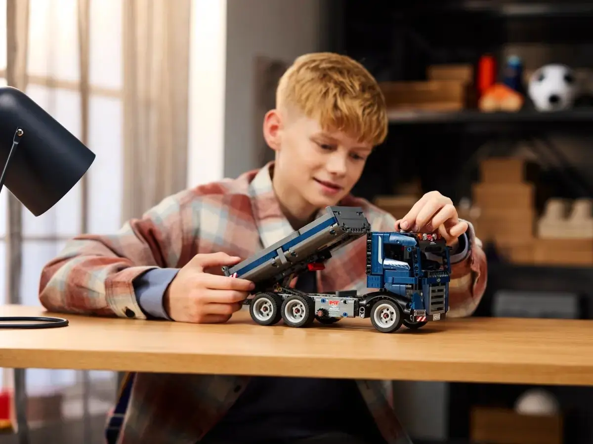 LEGO Technic Самосвал 42203 набор Photo 6