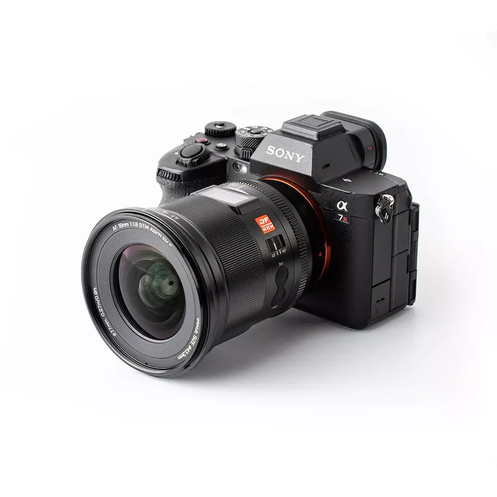 Viltrox AF 16mm f/1.8 FE Lens for Sony E-Mount Photo 2