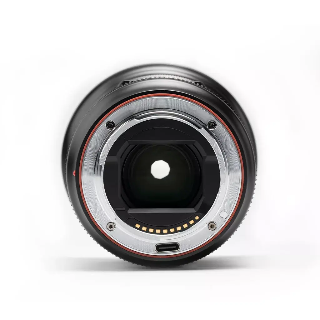 Viltrox AF 16mm f/1.8 FE Lens for Sony E-Mount Photo 8