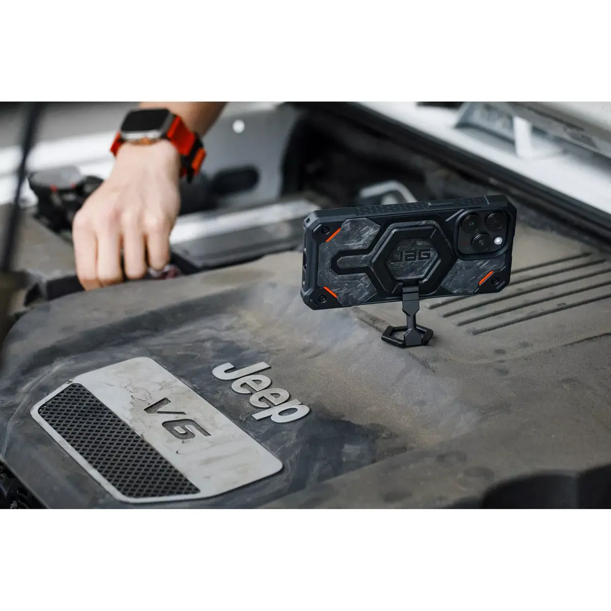 Магнитное кольцо Urban Armor Gear Magnetic Ring Stand Photo 14