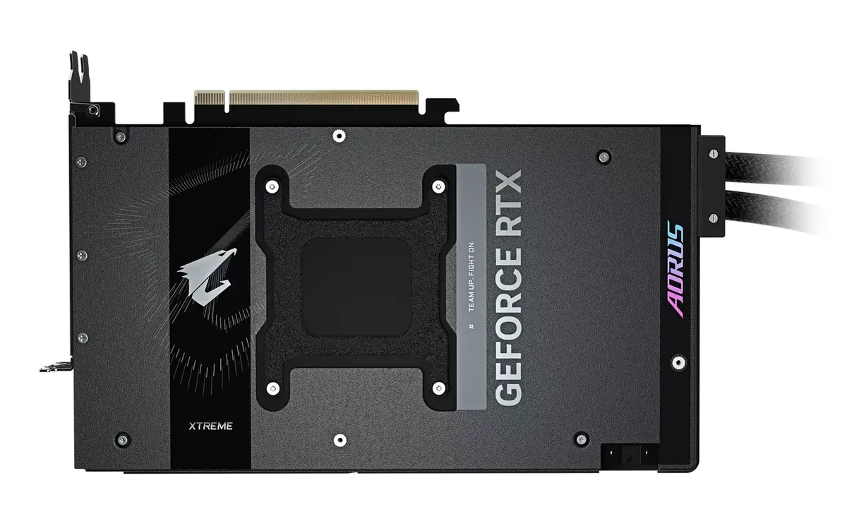 Видеокарта GIGABYTE AORUS RTX 5090 Photo 5