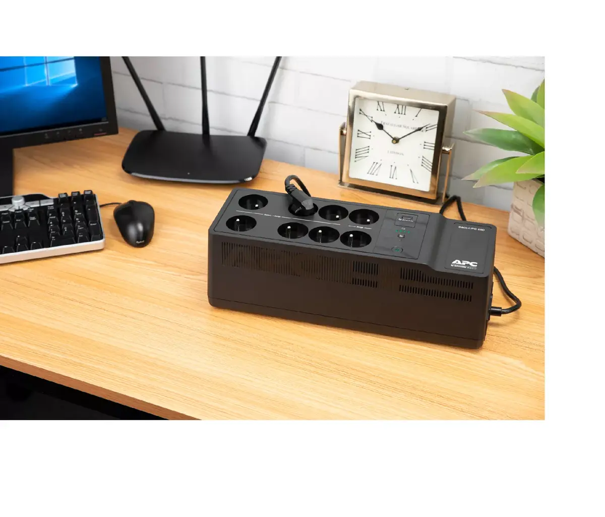 APC Back-UPS 650VA 230V Offline UPS Photo 5