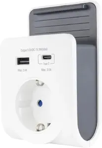 Зарядное устройство REV с розеткой 240В, USB-A и USB-C, модель 0020770112