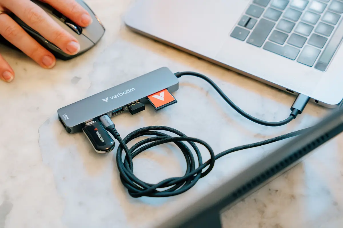 USB-C хаб Verbatim USB-C Essentials Multiport Hub Photo 7