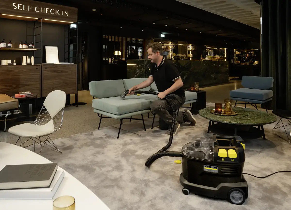 Моющий пылесос Karcher Puzzi 8/1 Anniversary Photo 3