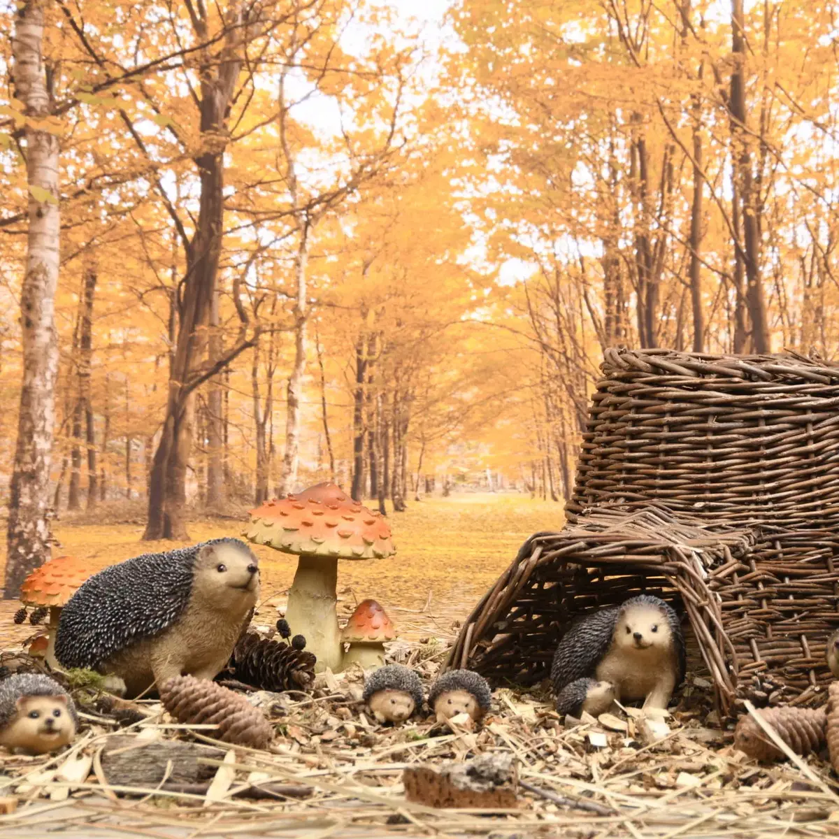 Esschert Design 37000170 Hedgehog Decorative Statue Photo 2