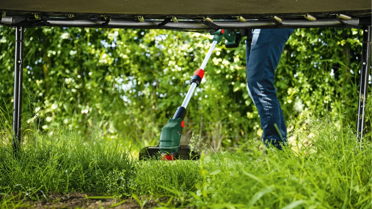 Аккумуляторный триммер Bosch UniversalGrassCut Photo 5