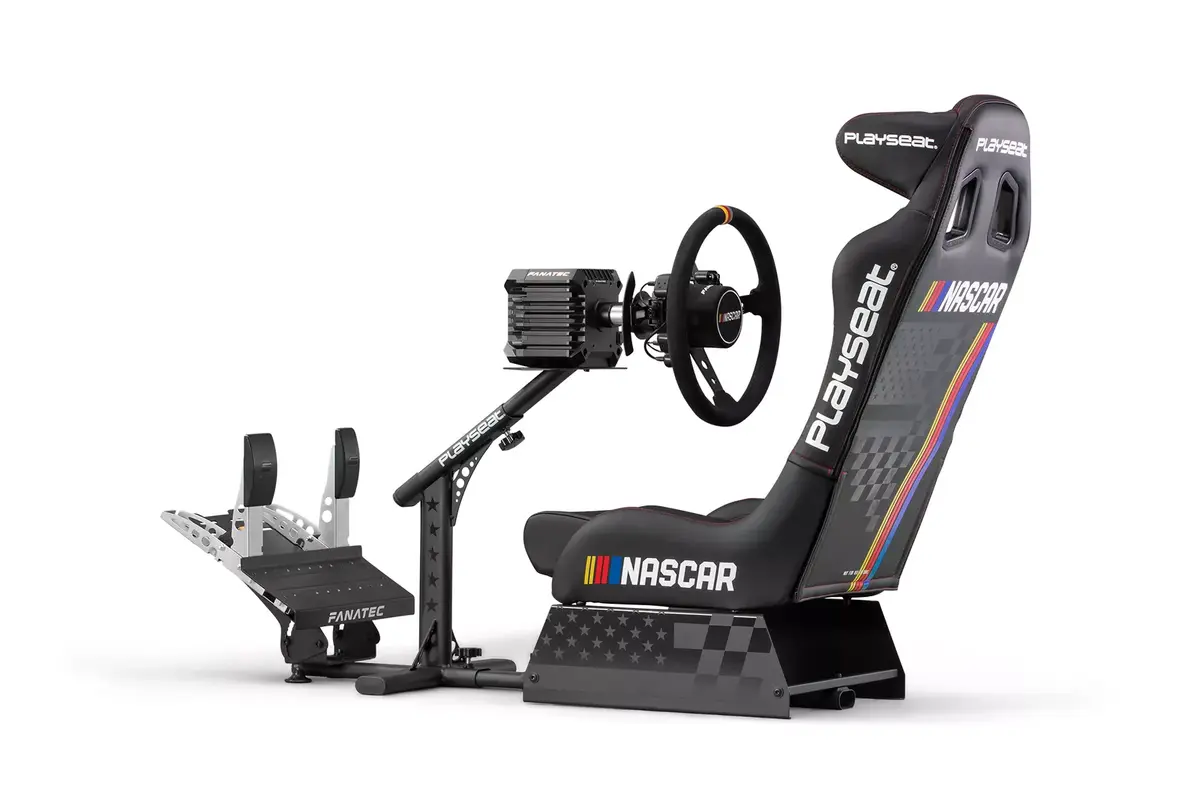 Универсальное игровое кресло Playseat Evolution PRO NASCAR Photo 10