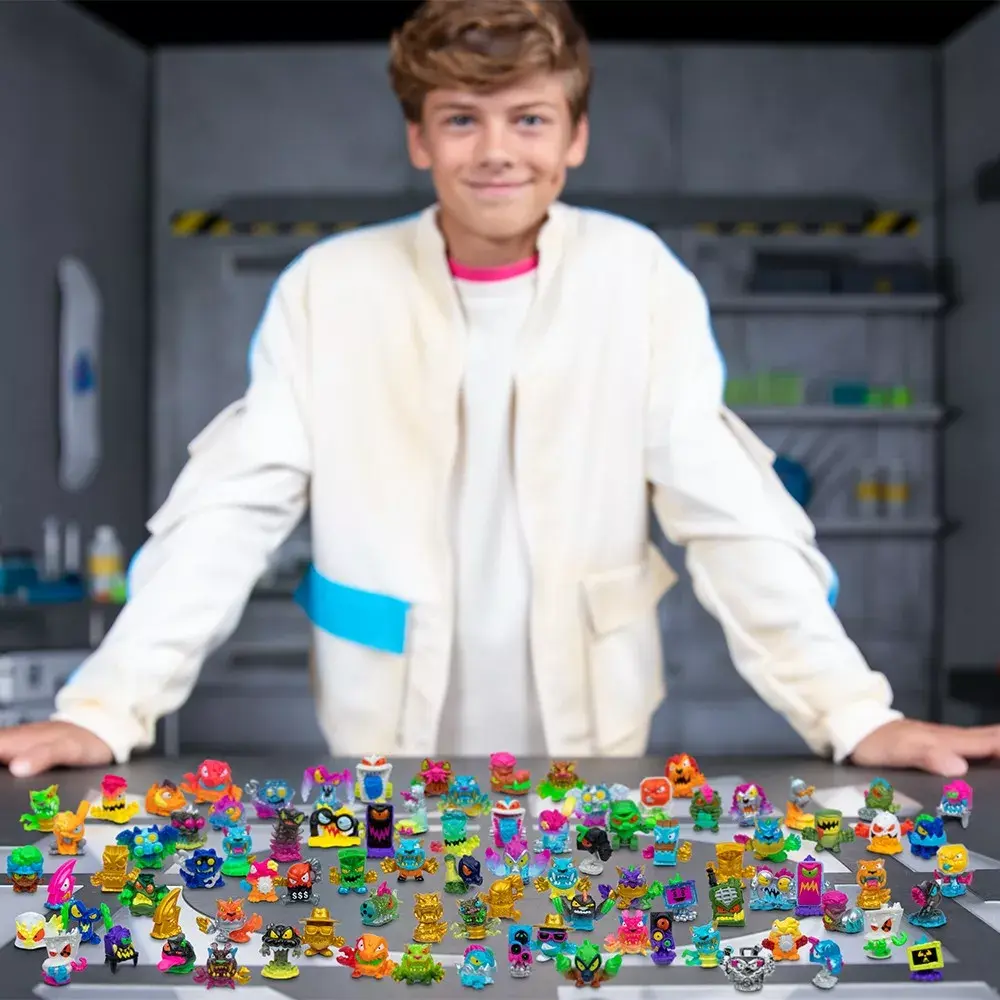 Cobi Figure Mr Beast Lab Swarm tube 2-pack MO-24744 Photo 9