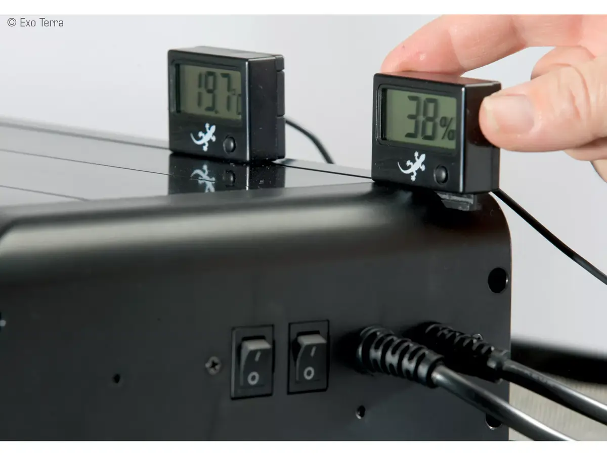 Hagen Exo Terra PT2477 Indoor Electronic Hygrometer Photo 3