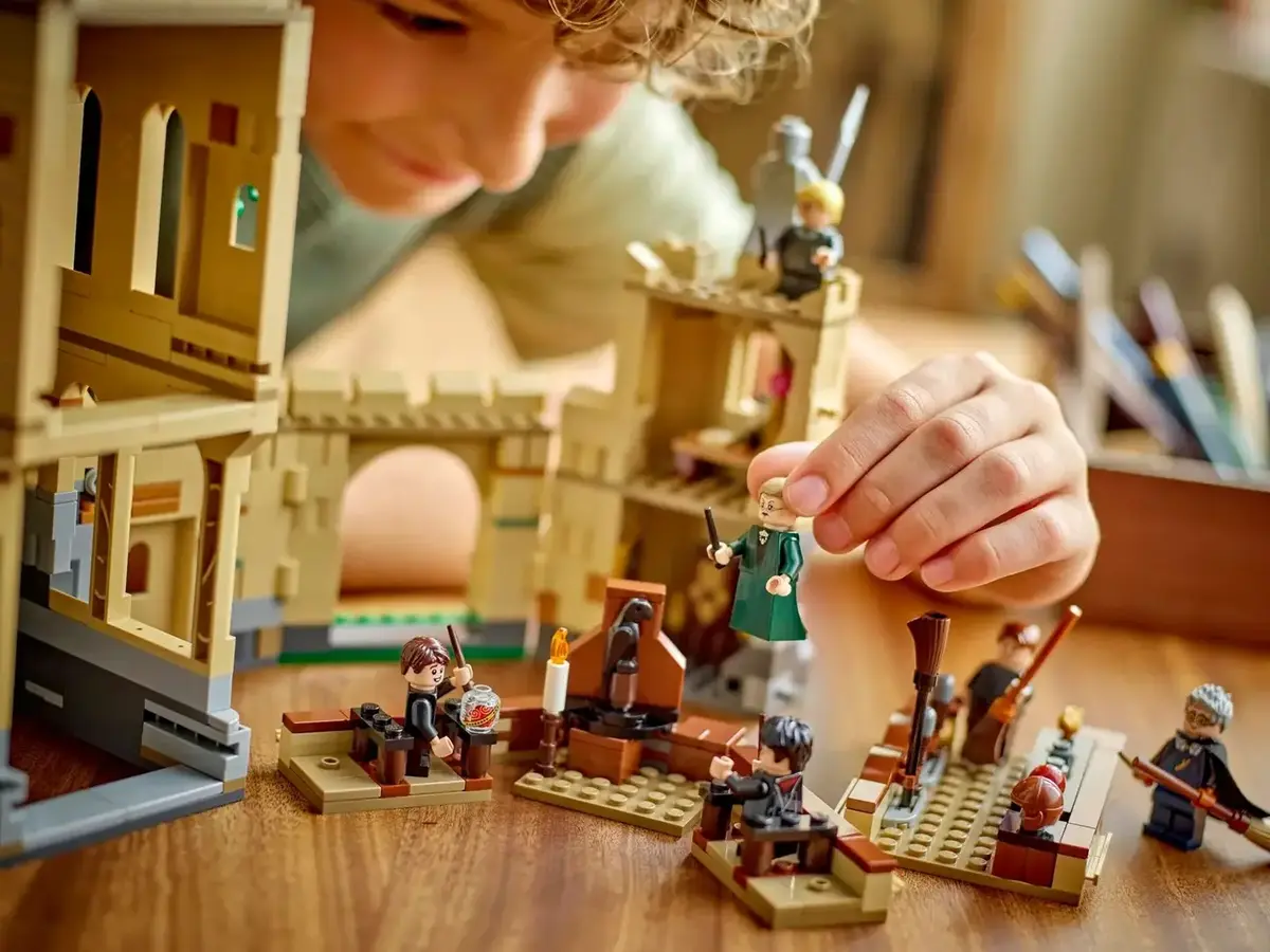LEGO Harry Potter 76447 Flying Lessons set Photo 10