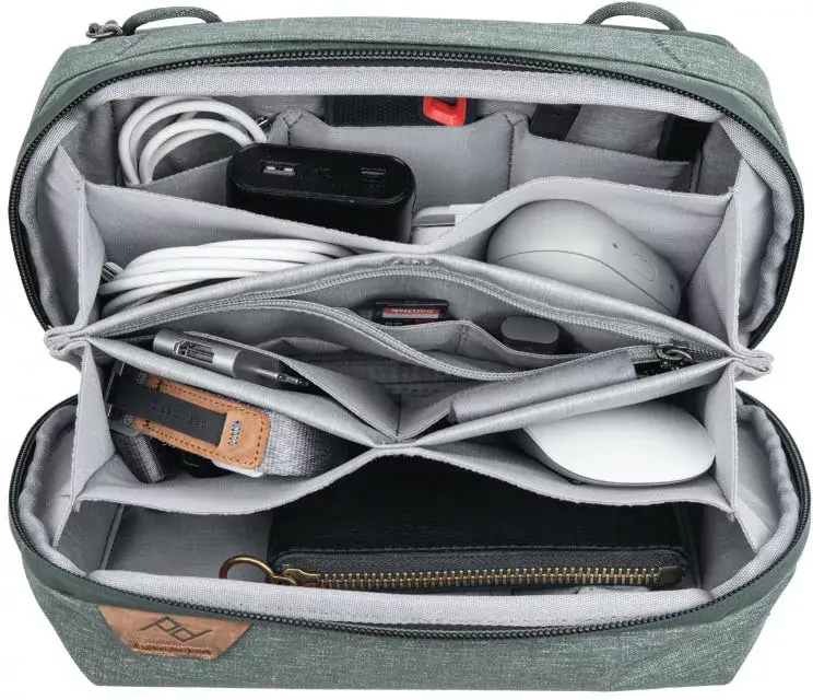 Tech Pouch Peak Design BTP-SG-3 — compact organizer Photo 3
