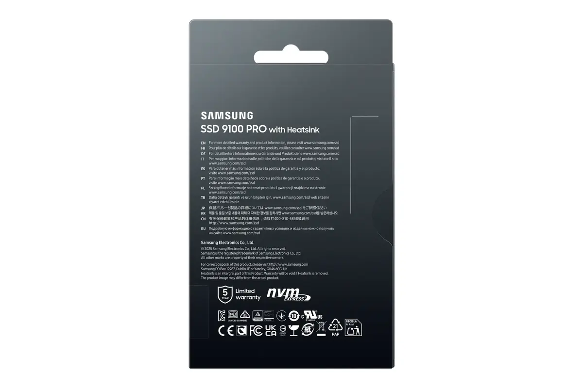 Samsung 9100 PRO Heatsink PCIe 5.0 NVMe M.2 SSD Photo 10
