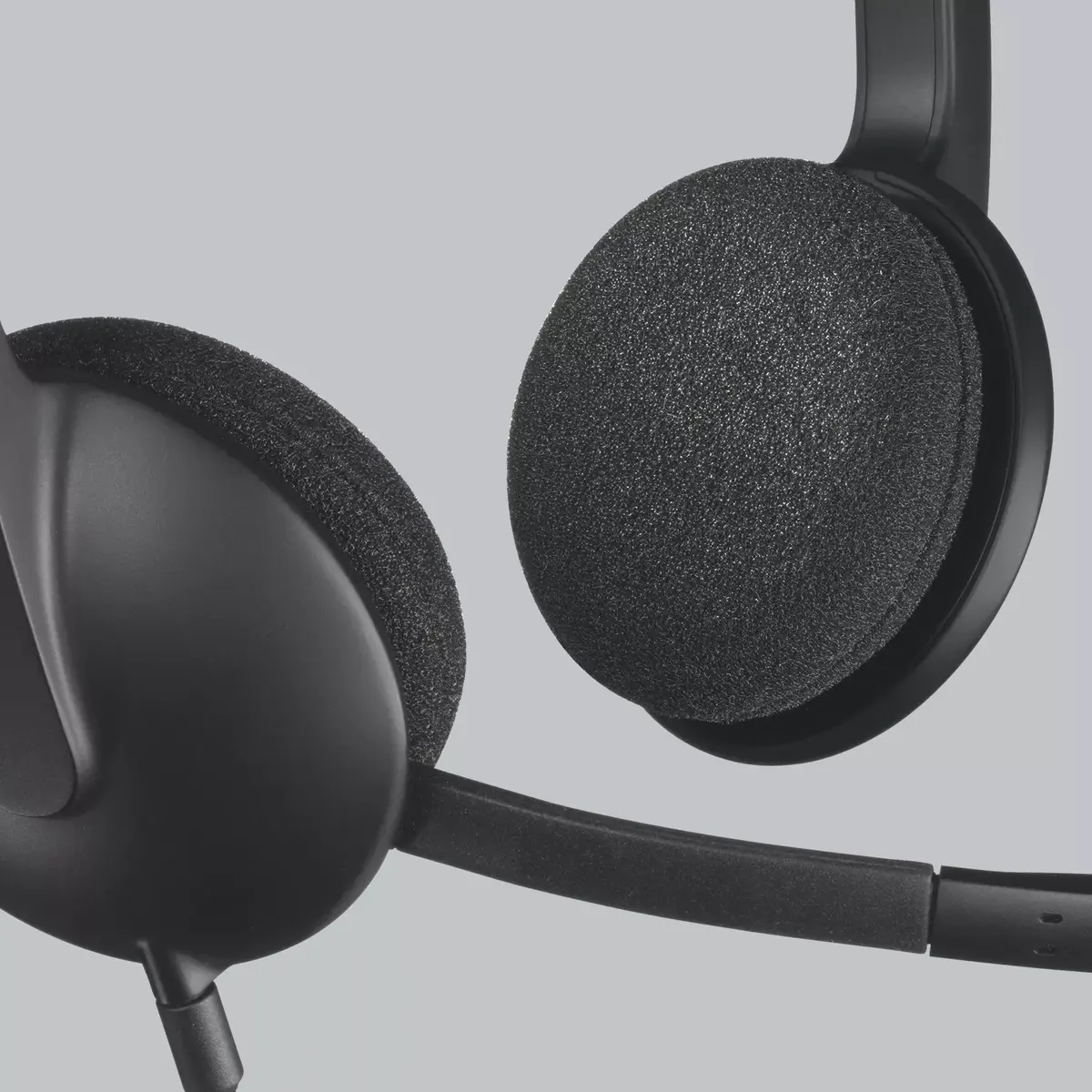 Наушники Logitech H340 Photo 16