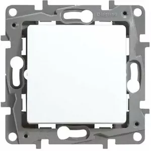 Aizbāzne Legrand NILOE baltā, modelis 764545