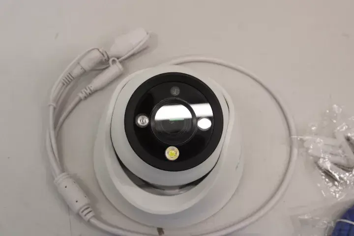 IP-камера видеонаблюдения Reolink P434 4K Photo 2
