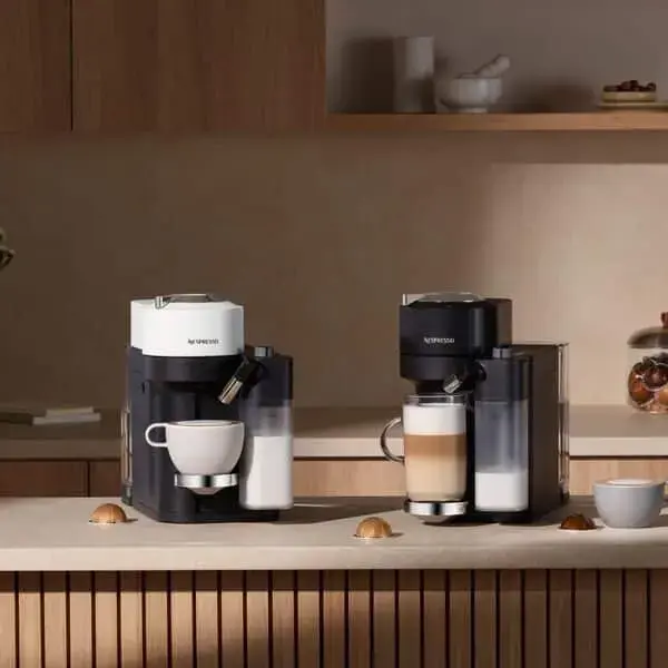 Капсульная кофемашина Nespresso De’Longhi Lattissima One ENV300.W Photo 4