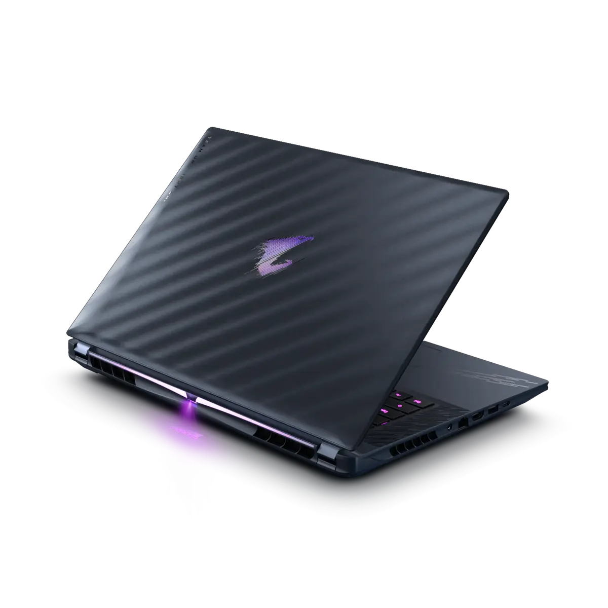 Laptop Gigabyte AORUS Master 18 Photo 2
