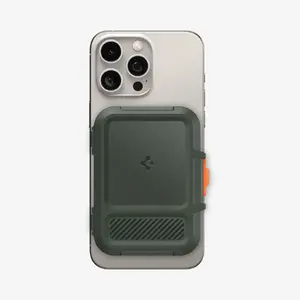 Card Holder Spigen MagSafe Lock Fit MagFit Green