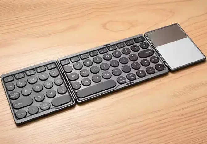 Bluetooth keyboard RoGer B033 Compact with touchpad Photo 2