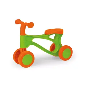 Ride- par Mans pirmais motorollera Eco