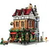 LEGO Icons 10350 Tudor Corner House konstruktors Photo 3