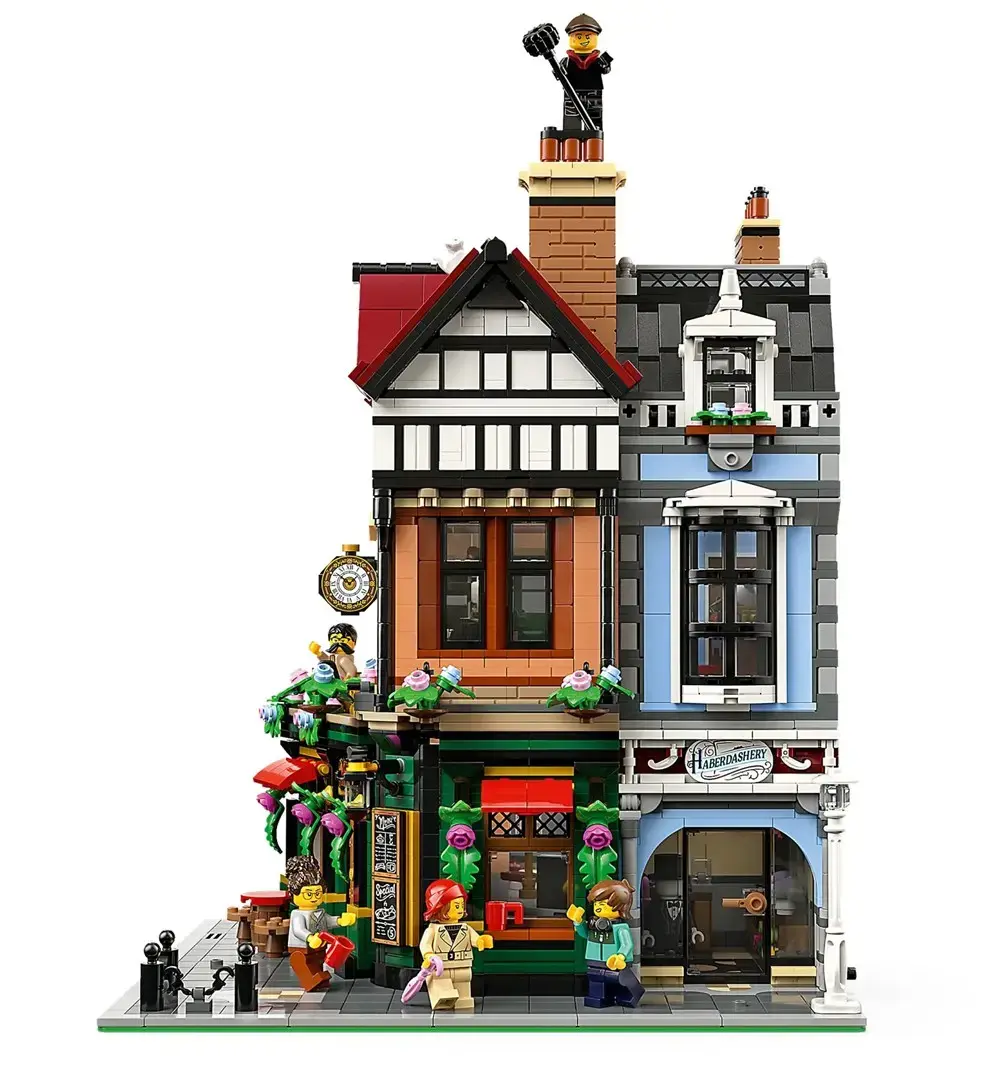 LEGO Icons 10350 Tudor Corner House konstruktors Photo 4