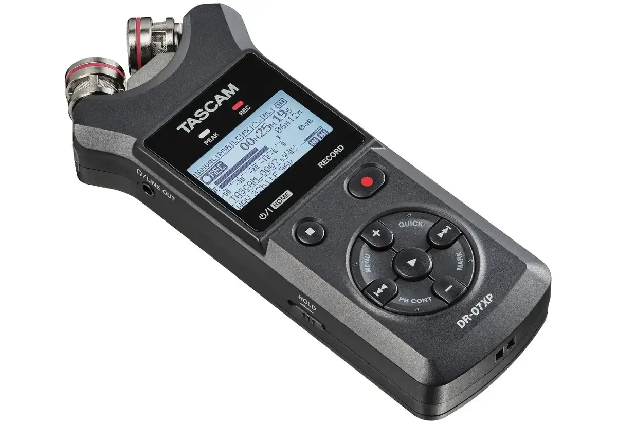 Tascam DR-07XP портативный 2‑трековый рекордер Photo 3