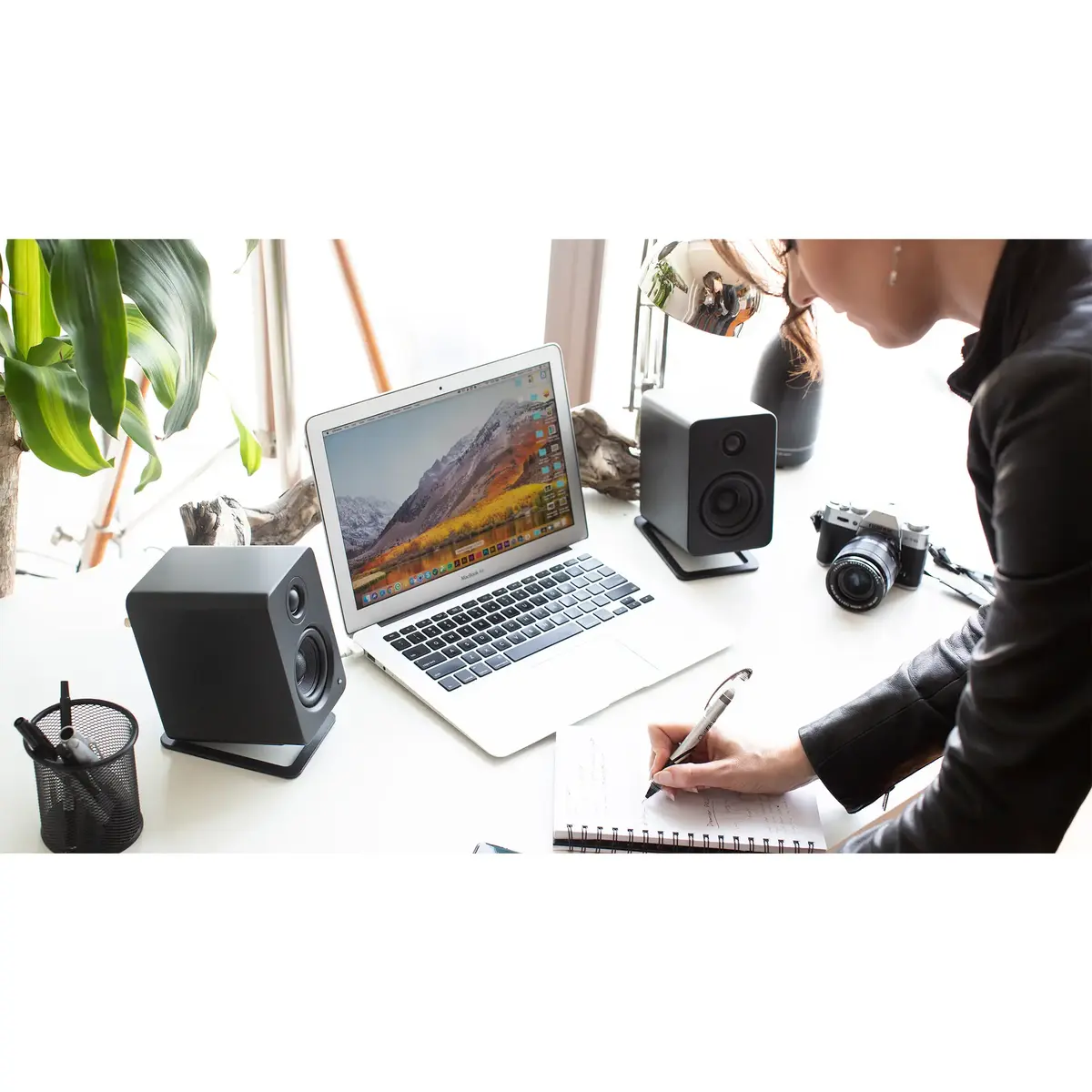 Настольное крепление KANTO AUDIO S2 Photo 7