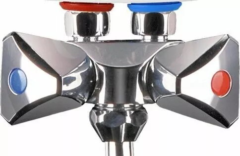 Kitchen & Bathroom Faucets