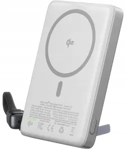 Power bank INIU MagPro Slim 10K 10000mAh Silver — portatīvais akumulators, magnētiska MagSafe atbalsts, USB-C/USB-A uzlāde