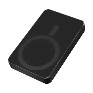 Пауэрбанк kruger & matz KM0912 10000mAh с беспроводной зарядкой и ЖК-дисплеем
