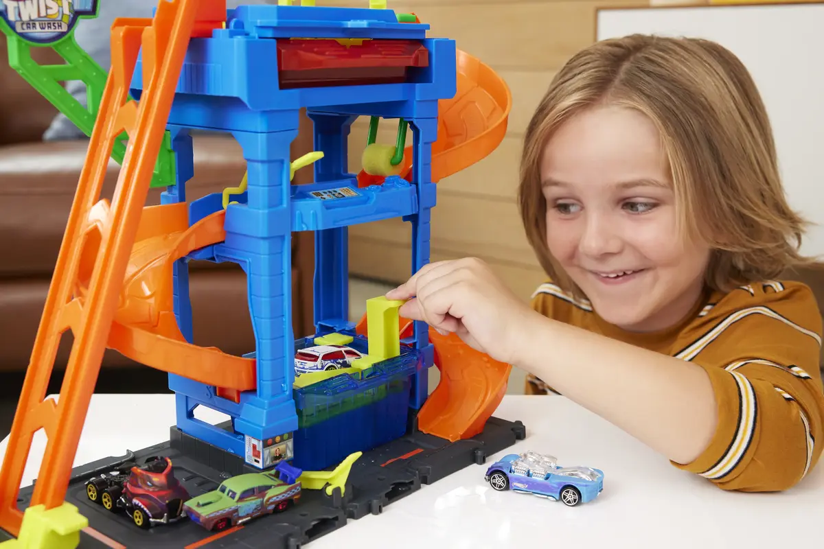 MATTEL Hot Wheels City Tunnel Twist Car Wash & Color Shifters Photo 16