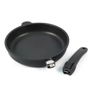 Induction frying pan AMT Gastroguss I524EZ20B 20 cm, cast aluminium, 4-layer non-stick, detachable handle