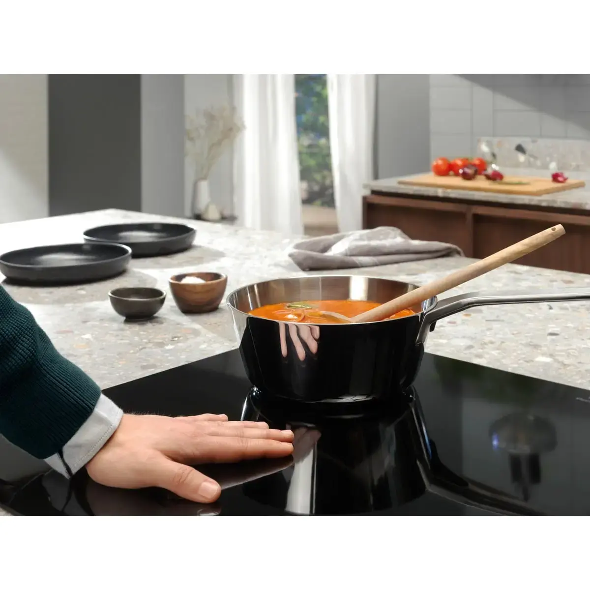 Electrolux EIT60433CT Induction Hob Photo 3