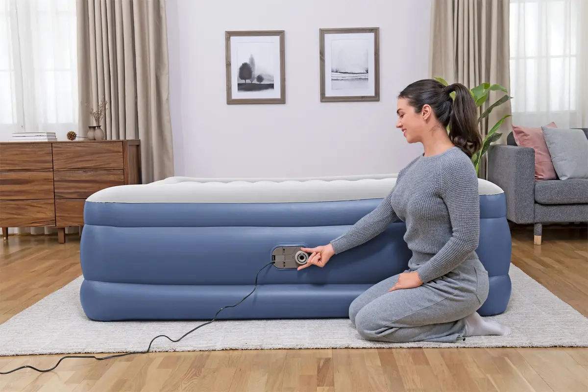 Bestway Tritech King air mattress with AC pump Photo 17