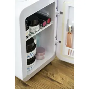 Mini ledusskapis Adler AD8085 ar spoguli, 20 l ietilpība, kompakts pārnēsājams