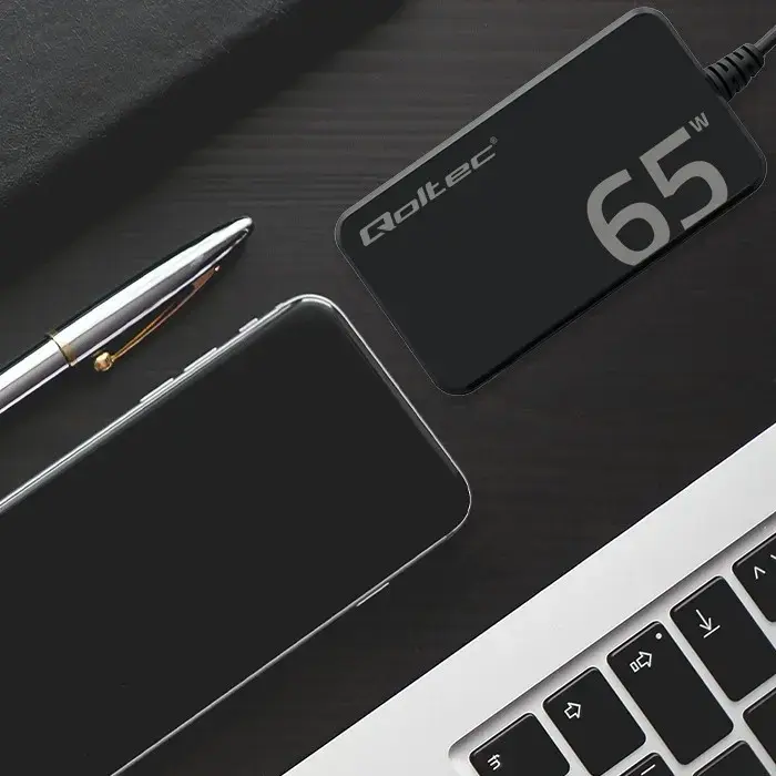 QOLTEC 65W GaN Super Fast SLIM USB-C lādētājs Photo 4