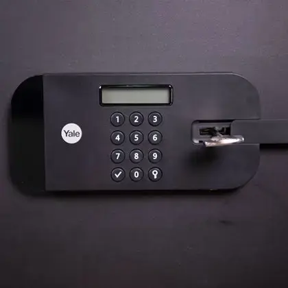 Портативный сейф Yale YSFB/250/EB1 Photo 3