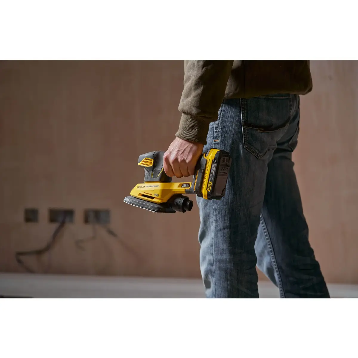 Stanley FATMAX SFMCW221B-XJ detail шлифовальная 18В Photo 6