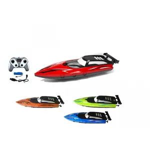Madej 2.4G Remote Control Motorboat with USB Charger and LED Lights