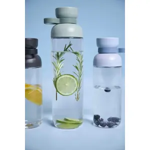 Бутылка для воды Pasabahce VITA 900 мл Vivid Blue — объем 900 мл, многоразовая пластиковая бутылка