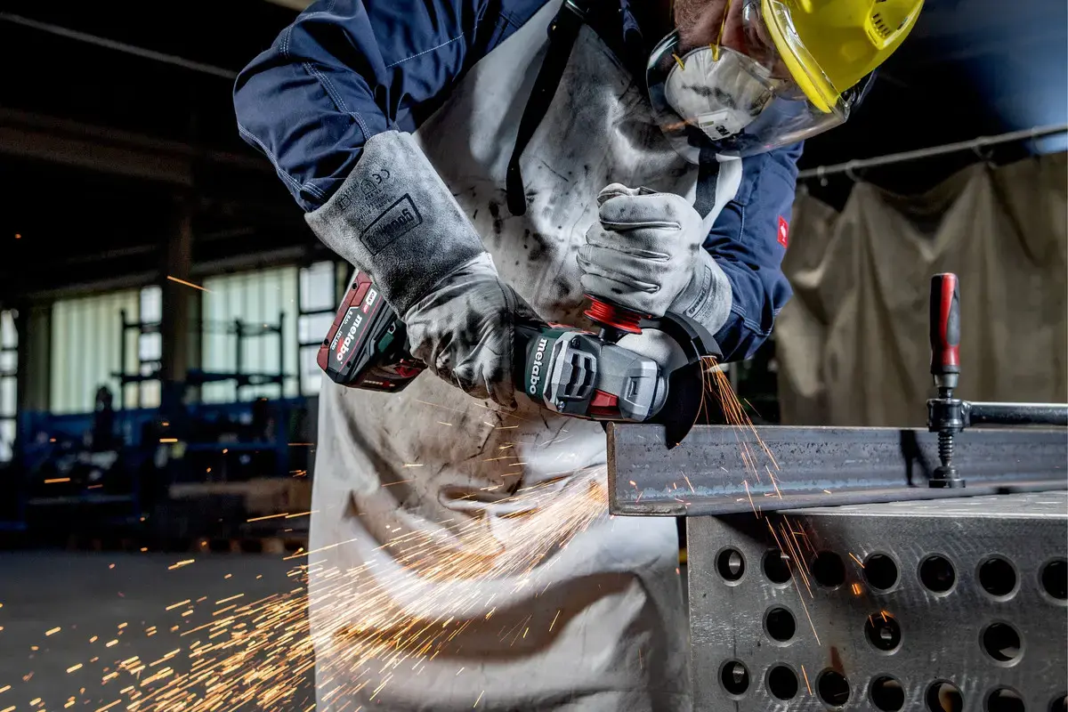 Шлифовальная машинка Metabo WVB 18 LTX BL 15-125 Photo 2