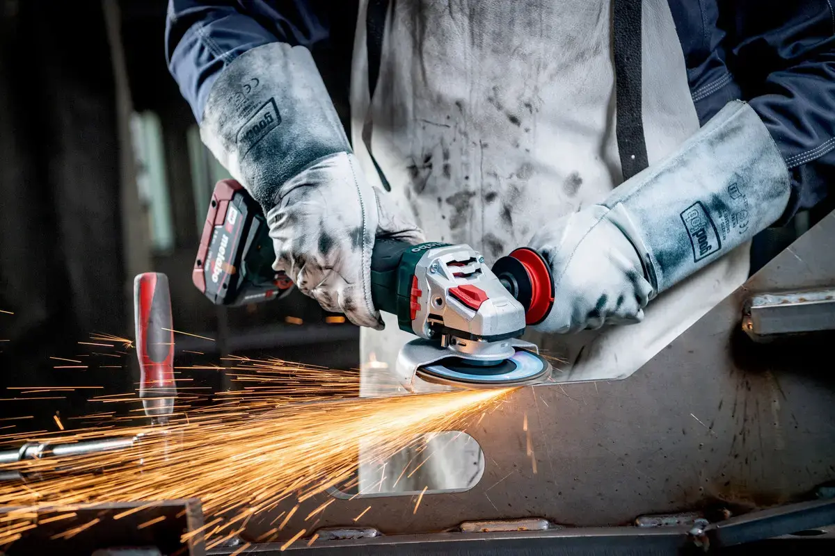 Шлифовальная машинка Metabo WVB 18 LTX BL 15-125 Photo 3
