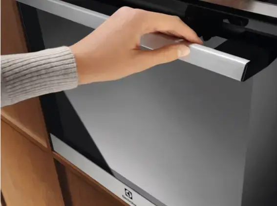 Electrolux LOE8F38X встраиваемая электрическая духовка 72 л Photo 3